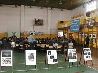 Seminarium towarzyszyła wystawa fotograficzna